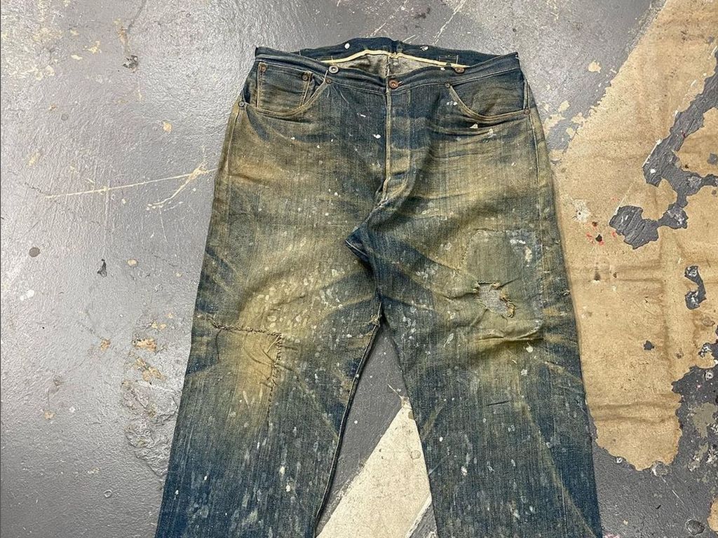 5 Jeans Termahal di Dunia, Berharga Ratusan Juta Hingga Miliaran Rupiah 5 Jeans Termahal di Dunia, Berharga Ratusan Juta Hingga Miliaran Rupiah