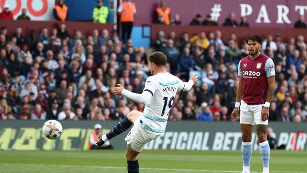 Brace Mason Mount Under the Blues Menang 2-0