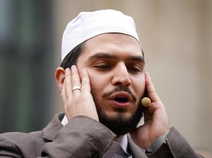 Doa Setelah Adzan Sesuai Sunnah, Lengkap dengan Keutamaannya Doa Setelah Adzan Sesuai Sunnah, Lengkap dengan Keutamaannya