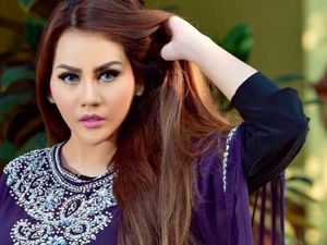 Nita Thalia Merasa Berdosa Hilangkan Nafkah Asisten Nita Thalia Merasa Berdosa Hilangkan Nafkah Asisten