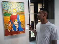 Raffi Ahmad Hadiri Pameran Tunggal Perdana Oliver Wihardja