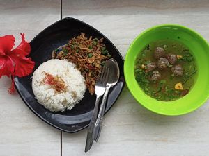Unik! Ada Bakso Daging Tupai di Bali yang Diyakini Kaya Khasiat Unik! Ada Bakso Daging Tupai di Bali yang Diyakini Kaya Khasiat