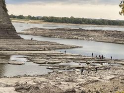 Terpopuler: Keringnya Sungai Terpanjang di Dunia-Teddy Minahasa Tajir Melintir