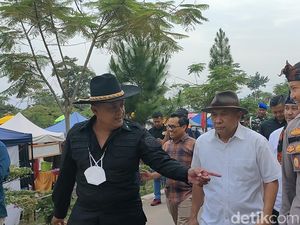 Menkop Bicara Dampak Resesi Ekonomi Dunia Terhadap UKM Menkop Bicara Dampak Resesi Ekonomi Dunia Terhadap UKM
