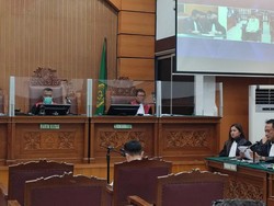 Hakim ke Ricky: Saudara Seolah Tak Terlibat Padahal Ikut Buat Skenario!