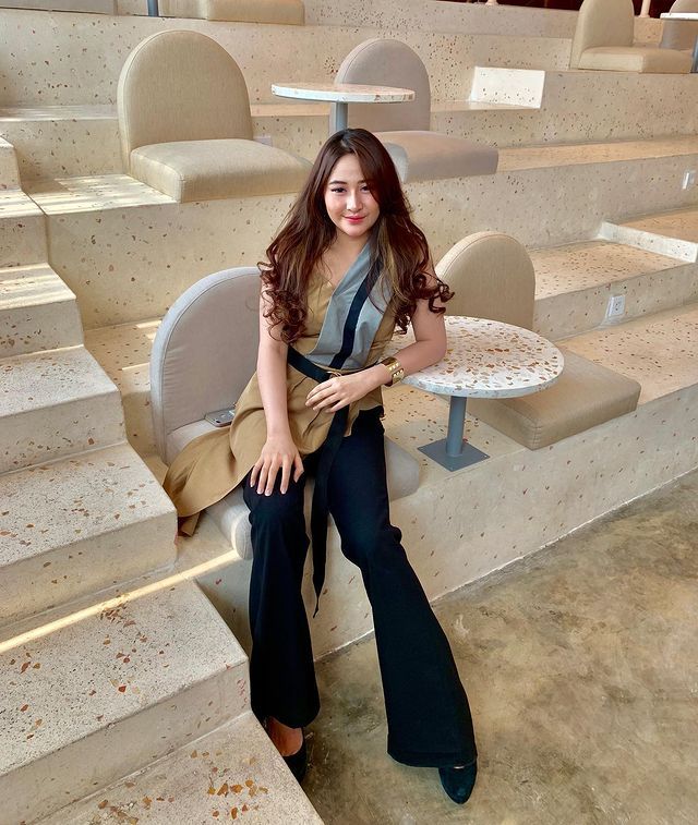 Cici Andjani Cici Andjani