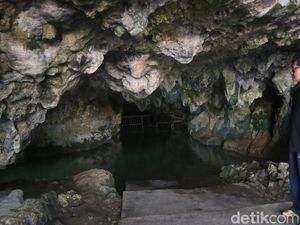Melihat Indahnya Gua Pancur di Lereng Pegunungan Kendeng Melihat Indahnya Gua Pancur di Lereng Pegunungan Kendeng