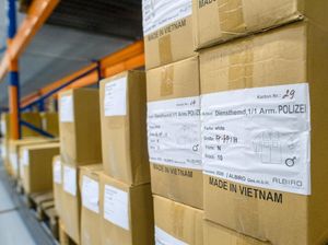 Belanja Online di Luar Negeri? Begini Cara Lacak Status Barang Kamu