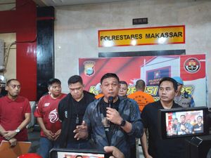 Penyerangan Rumah Eks Anggota DPD RI Litha Brent gegara Seng Pembatas Lahan Penyerangan Rumah Eks Anggota DPD RI Litha Brent gegara Seng Pembatas Lahan