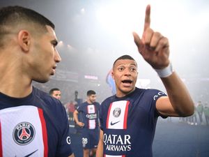 Mbappe Tepis Isu Mau Cabut dari PSG