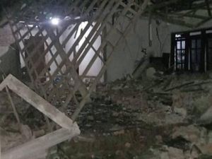 Malam Mencekam Saat Ledakan Bom Ikan Hancurkan Rumah di Pasuruan Malam Mencekam Saat Ledakan Bom Ikan Hancurkan Rumah di Pasuruan