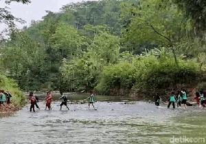 Jembatan Penghubung Dua Desa di Sukabumi Segera Dibangun