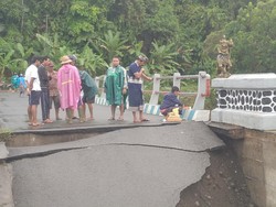 Tanah Longsor dan Banjir di Bali Tewaskan 4 Orang, 1 Belum Ditemukan
