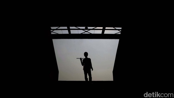 Menanti Wajah Baru Stadion Tugu Jakarta Utara Revitalisasi Stadion Sepak Bola Tugu di Jakarta Utara tengan dilakukan. Stadion yang berusia 35 tahun itu bakal dipermak mengikuti standar FIFA.