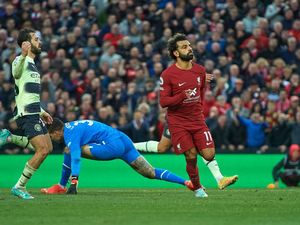 Salah: Maaf, Liverpool Belum Pikirkan Titel Juara