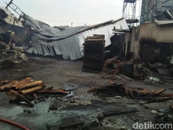 Kebakaran Pabrik Kayu di Kota Pasuruan Padam Setelah 8 Jam