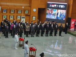 Anies dan Riza Hadiri Pelantikan Pj Gubernur DKI Heru Budi Hartono