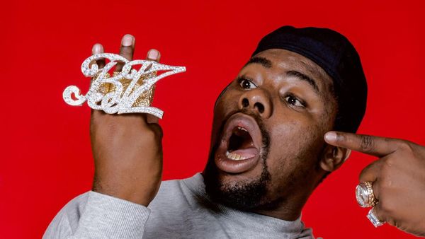 Potret Evolusi Perhiasan Rapper yang Jadi Simbol Tahta