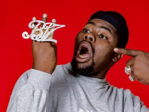 Potret Evolusi Perhiasan Rapper yang Jadi Simbol Tahta