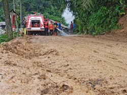 Longsor di Tabanan Diperkirakan Tersebar Lebih dari 20 Titik