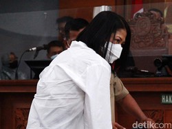Brigadir J Disebut Buka Paksa Pakaian dan Lecehkan Istri Sambo