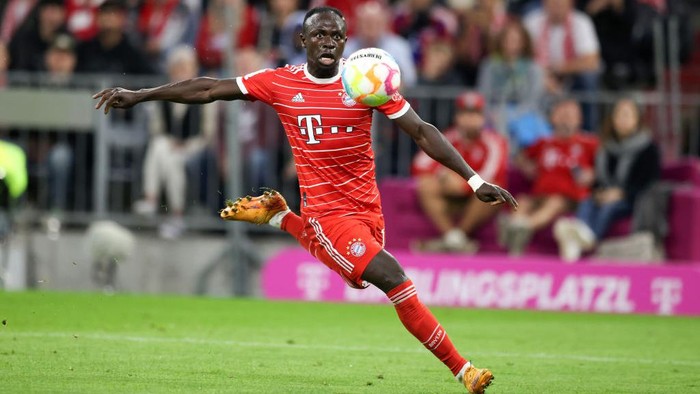 MUNICH, GERMANY - OCTOBER 16: Sadio Mane of FC Bayern Muenchen during the Bundesliga match between FC Bayern München and Sport-Club Freiburg at Allianz Arena on October 16, 2022 in Munich, Germany. (Photo by Stefan Matzke - sampics/Corbis via Getty Images)