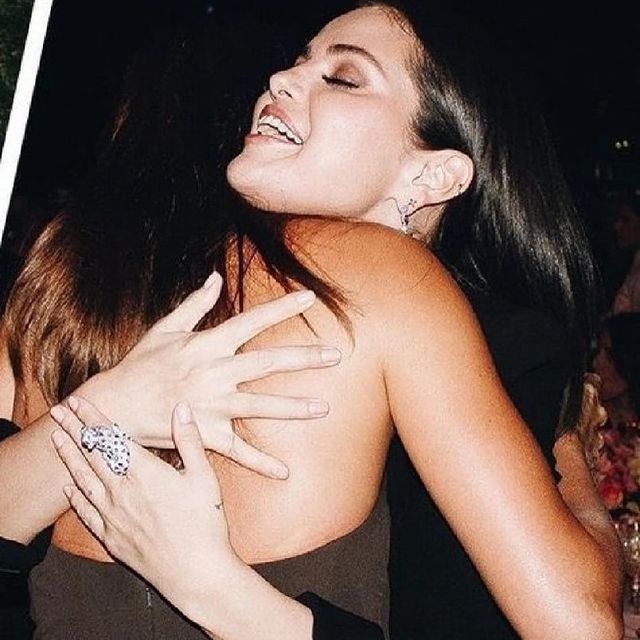 Selena Gomez dan Hailey Bieber