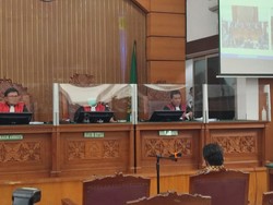 Sidang Perdana Ferdy Sambo Dimulai!