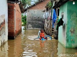 30 Rumah di Banyuwangi Masih Terendam Banjir