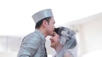 5 Momen Kebersamaan Clerence Chyntia Radhanta dengan Drummer NOAH
