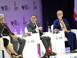 Wamen BUMN Sebut Holding Pupuk RI Bisa Kembangkan Industri Energi Baru