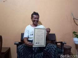 Djoko Wahyudi Teman SMA Jokowi Tertawakan Isu Viral Ijazah Curian
