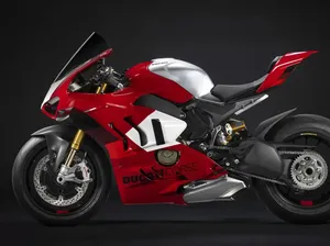 Ducati Panigale V4 R 2023 Meluncur: Pakai Teknologi MotoGP, Power Tembus 240 dk Ducati Panigale V4 R 2023 Meluncur: Pakai Teknologi MotoGP, Power Tembus 240 dk