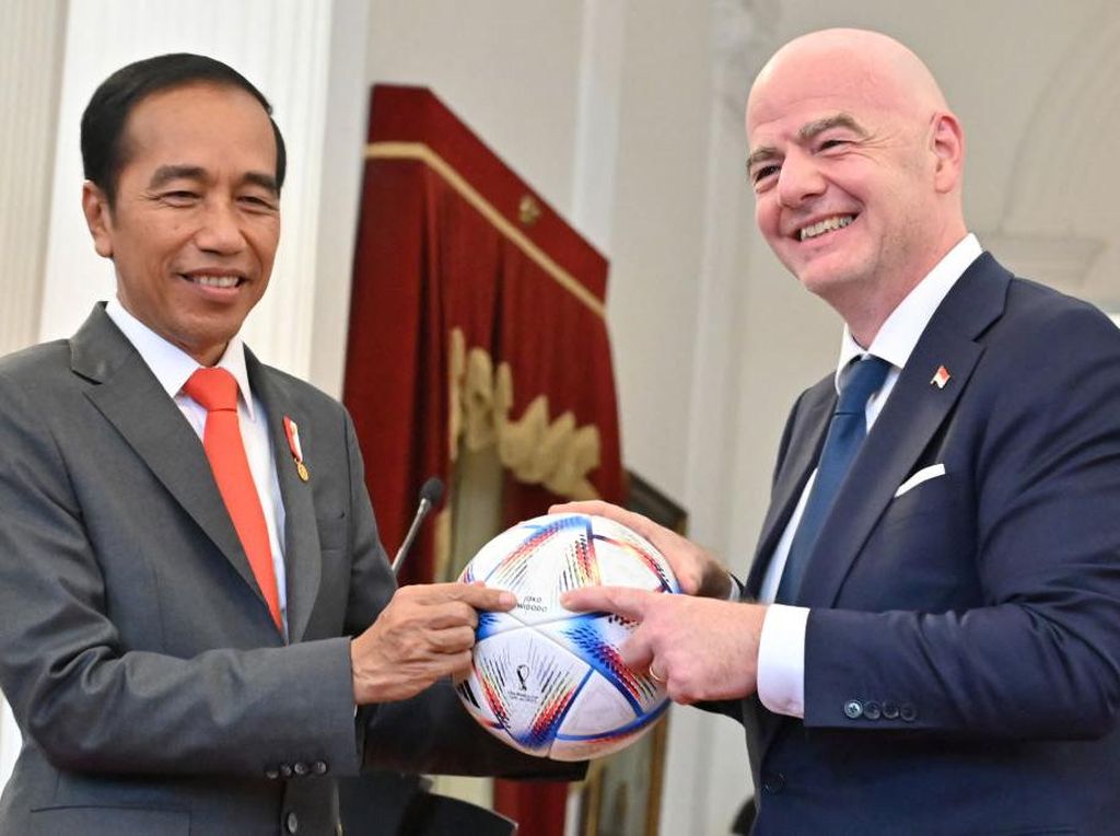 FIFA dan Jokowi Kok Tak Bahas Rekomendasi TGIPF?