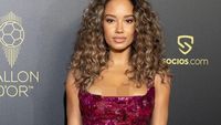 10 Foto Pacar Cantik Karim Benzema, Eks Pelayan Mantan Kekasih Justin Bieber