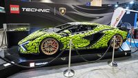 Mirip Banget, Lamborghini Ini Terbuat dari Kepingan Lego