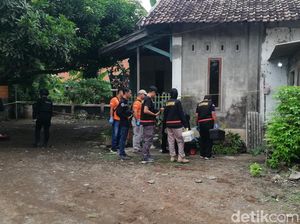 Pemilik Rumah yang Hancur Akibat Ledakan Bom Ikan di Pasuruan Kabur Pemilik Rumah yang Hancur Akibat Ledakan Bom Ikan di Pasuruan Kabur