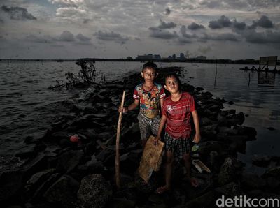 Menuju Senja di Pantai Marunda