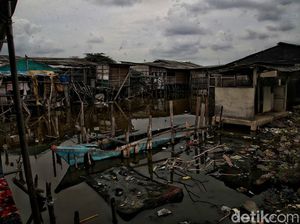 Pantai Marunda, Wisata Murah Meriah tapi Penuh Sampah Pantai Marunda, Wisata Murah Meriah tapi Penuh Sampah