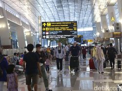 Libur Akhir Tahun, Jumlah Penumpang Pesawat di Soetta Mulai Meningkat