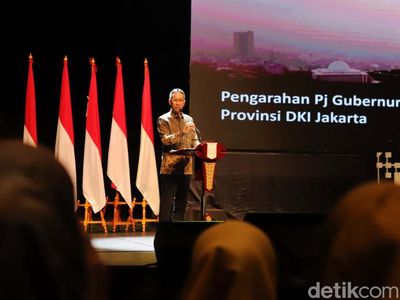 Pj Gubernur DKI Jakarta Kumpulkan Camat dan Lurah, Ada Apa?