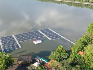 AIPF 2023: PLN Mau Pamerkan PLTS Terapung Terbesar di Indonesia