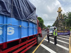 Polres Tabanan Sebar 3 Titik Alih Lalu Lintas Pascabanjir Jembrana