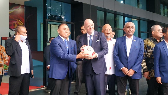 Presiden FIFA Gianni Infantino Bertemu PSSI