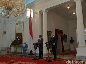 Jokowi-Presiden FIFA Sepakati Transformasi Sepakbola Indonesia Menyeluruh