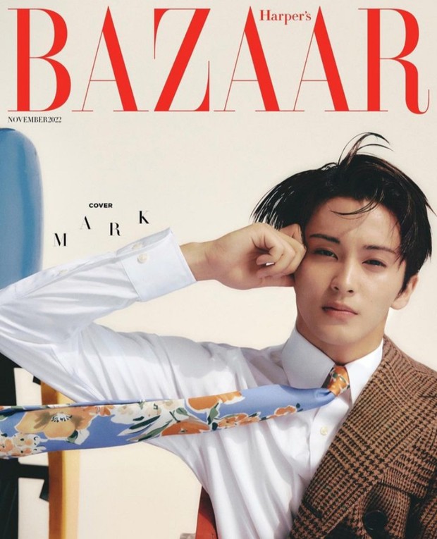 Mark NCT juga menjadi cover majalah Harper's Bazaar Korea.