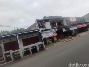 Proyek Galian Pamulang Belum Selesai, Material Proyek di Pinggir Jalan