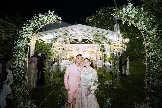 Raffi Ahmad dan Nagita Slavina Raffi Ahmad dan Nagita Slavina