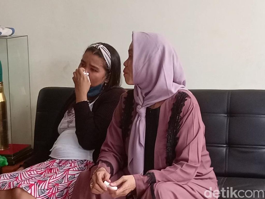 Masih Trauma, Istri Kopda Muslimin Terdiam Saat Ditanya soal Suaminya