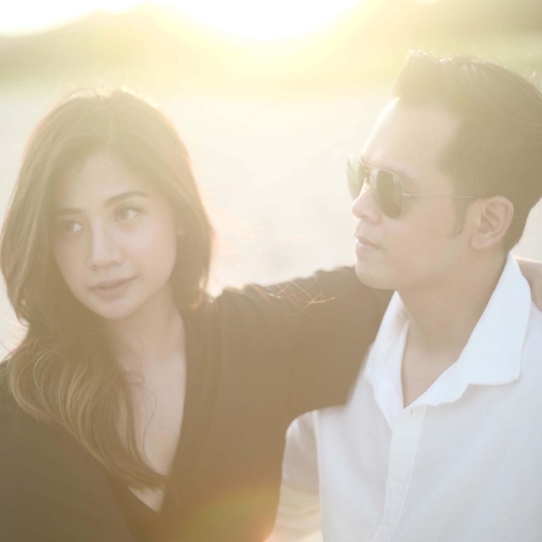 Momen kenangan Rio Alief dan istri Clerence Cynthia Audrey.